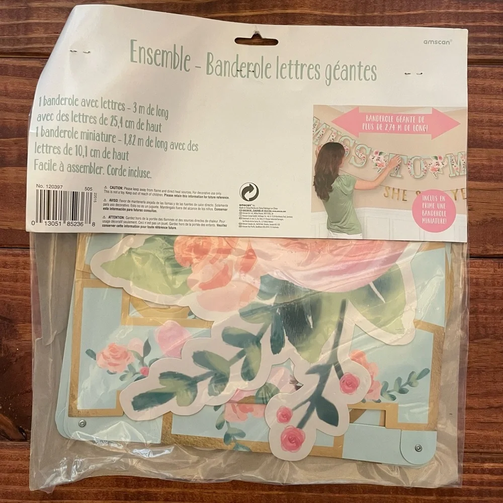 Amscan Floral 'Miss to Mrs' Jumbo Letter Banner Kit - Mint & Gold